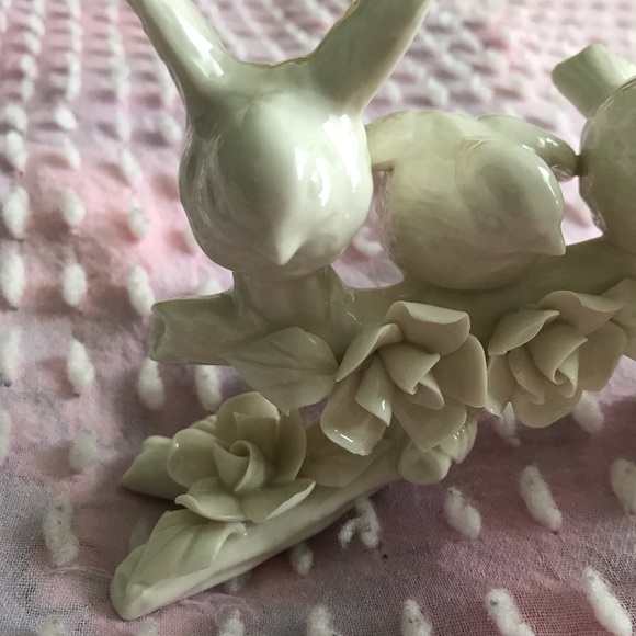 Graceful porcelain birds - Picture 2 of 8